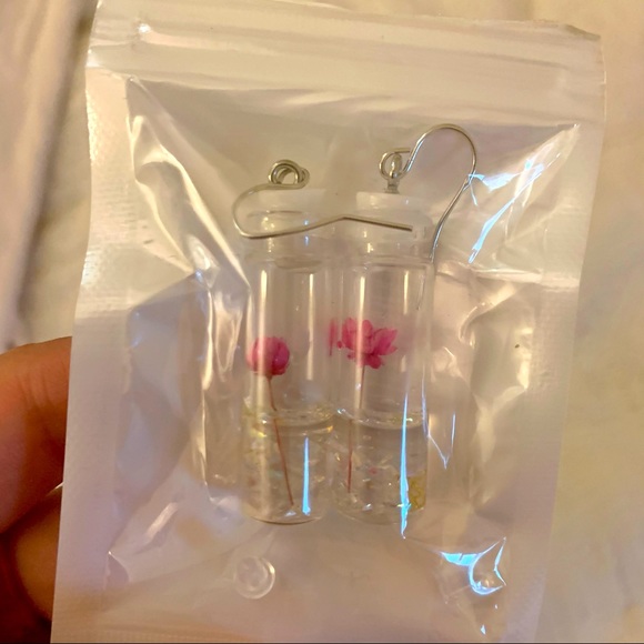 Rose earrings- Beauty and the Beast inspired - Picture 1 of 1